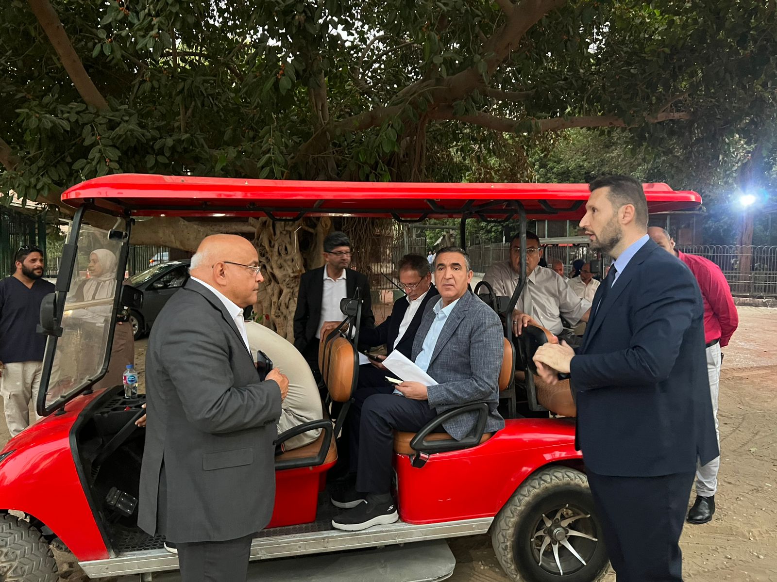 حديقة الحيوان