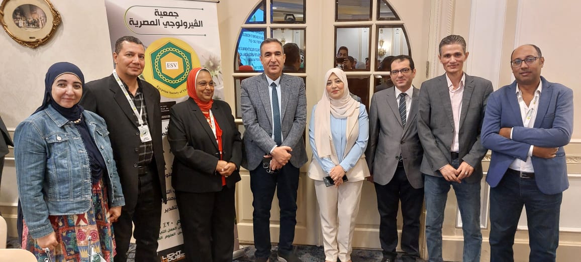 د حامد الأقنص رئيس هيئة الخدمات البيطرية خلال مؤتمر الفيروسات في الأسكندرية