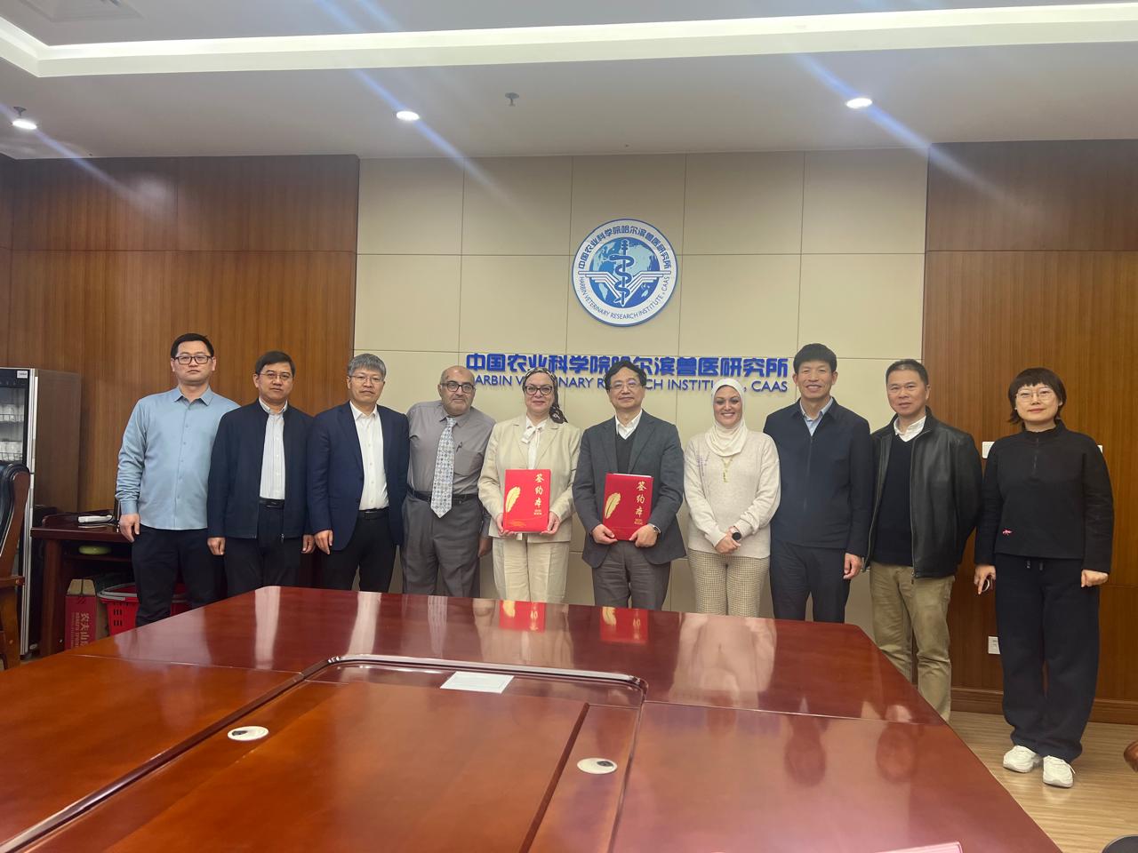 مذكرة تعاون بين معهد صحة الحيوان ومركز بحثي في الصين